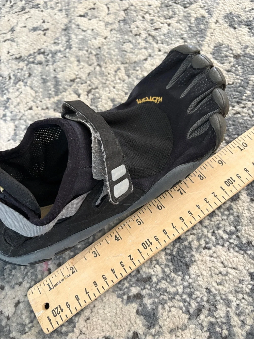 Vibram FiveFingers Black with Yellow Logo Toe Shoes